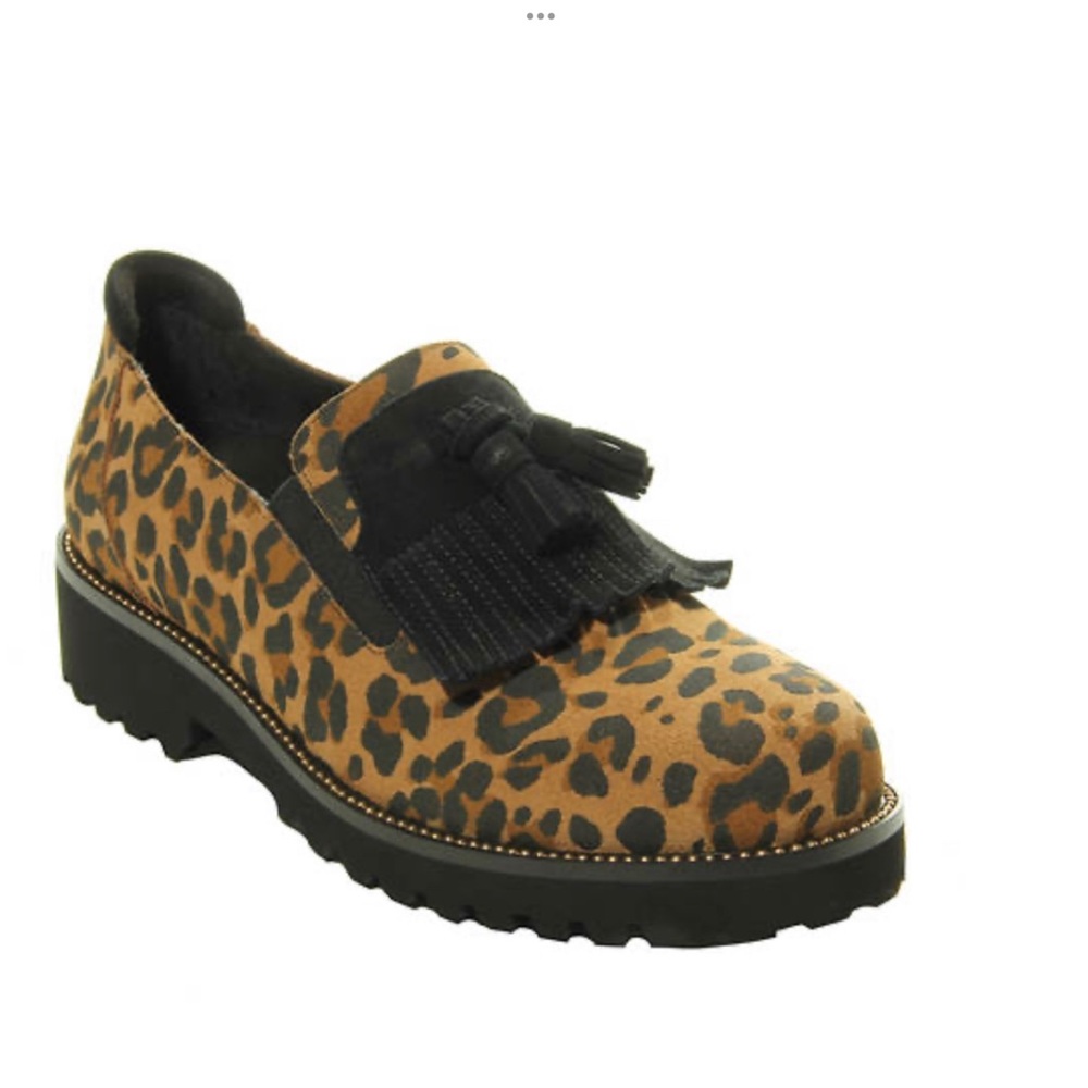 VANELI Zoelie Leopard Tasseled Loafers
Size 6.5